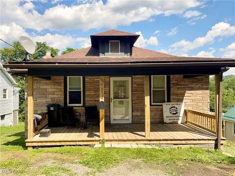 214 Parr Avenue, Mingo Junction, OH 43938