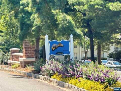 744 Pepperidge Road, Mahwah, NJ 07430