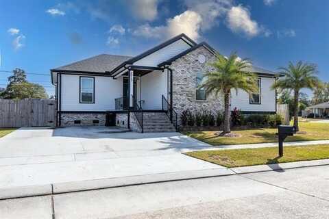 2013 CONGRESSMAN HEBERT Drive, Chalmette, LA 70043
