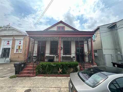 1814 N ROBERTSON Street, New Orleans, LA 70116