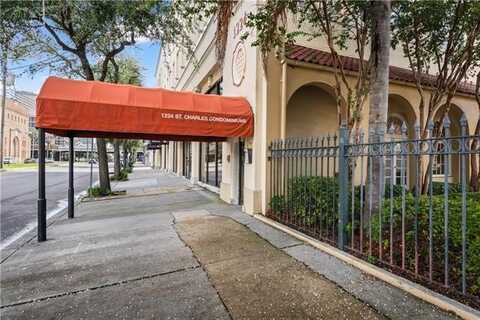 1224 ST CHARLES Avenue, New Orleans, LA 70130