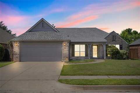 2103 W F Court, Jenks, OK 74037