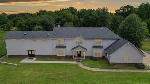 9084 N Osage Drive, Sperry, OK 74073