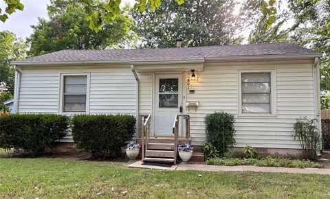 901 Sandra Drive, Midwest City, OK 73110