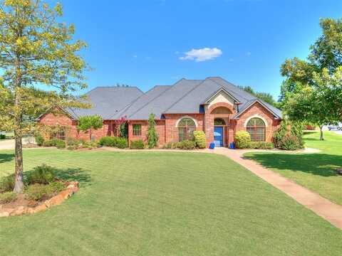 3200 Shady Creek Lane, Moore, OK 73160