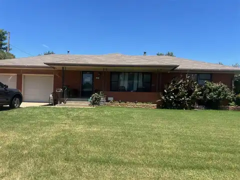 101 E Kerr Drive, Midwest City, OK 73110