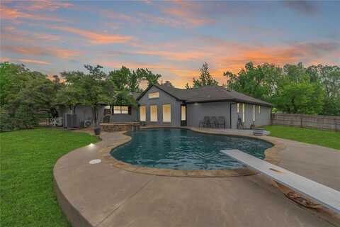 1213 Pine Oak Drive, Edmond, OK 73034
