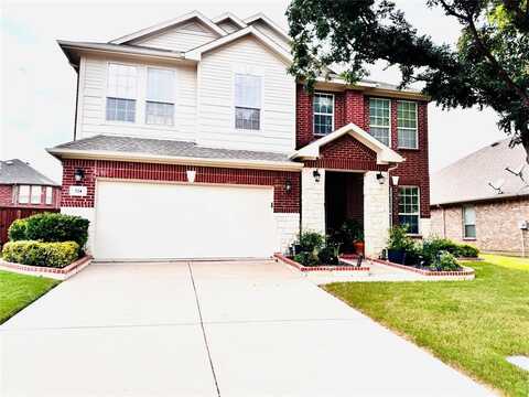 724 Clear Water Drive, Lewisville, TX 75056