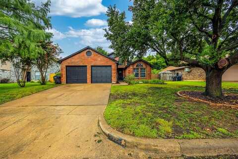 3305 Plantation Lane, Fort Worth, TX 76123