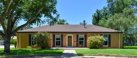 1404 S China, Brady, TX 76825