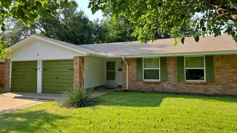 660 Oak Street, Burleson, TX 76028