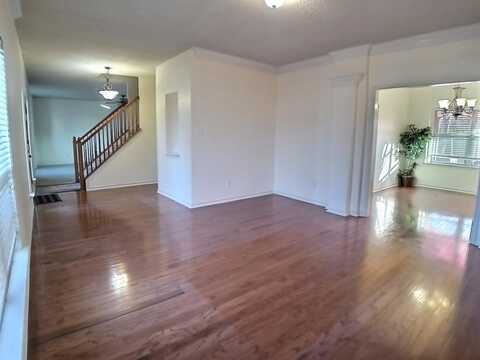 718 Butternut Drive, Garland, TX 75044