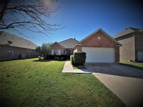 1932 Stonehill Drive, Fort Worth, TX 76247