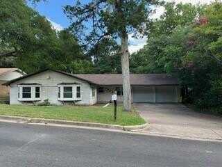 9609 Brookwood Circle, Woodway, TX 76712