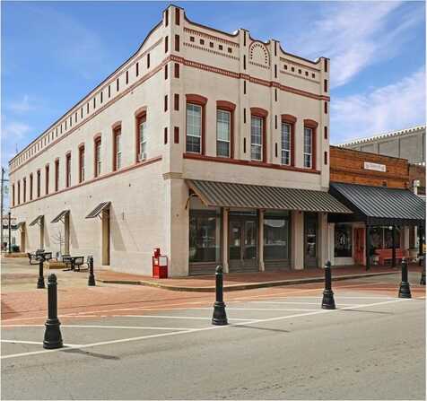 150 W Main Street, Lewisville, TX 75057