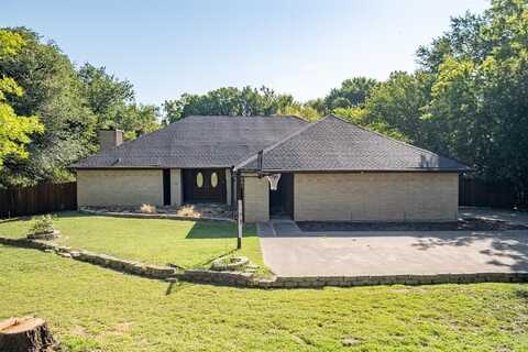 224 Pack Saddle Trail, Fort Worth, TX 76108