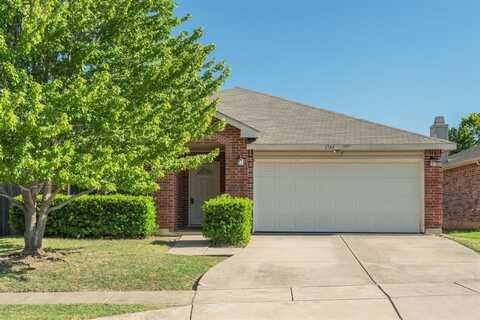 1744 Diamond Lake Trail, Fort Worth, TX 76247