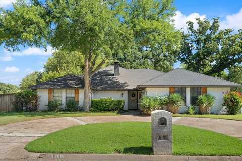 1001 Springfield Street, Mansfield, TX 76063