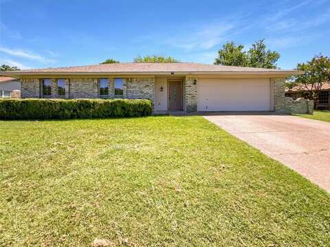 116 Creekview Drive W, Red Oak, TX 75154