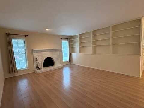 7731 Meadow Park Drive, Dallas, TX 75230