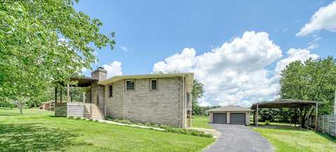 243 Parkway Dr, Crossville, TN 38572
