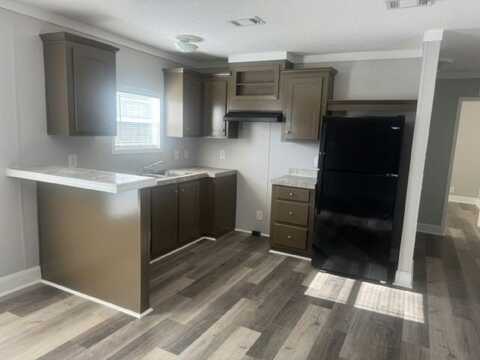 9311 Sunset Drive, Tampa, FL 33610
