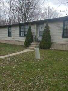102 Twin Lake Drive, Elyria, OH 44035