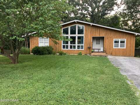 1430 Oak Ridge Drive, Neosho, MO 64850