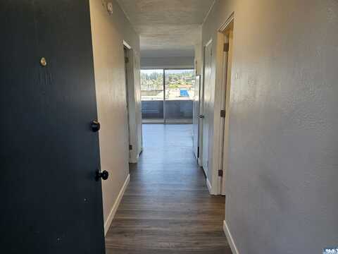 805 E 5th St. Apt 210, Port Angeles, WA 98362