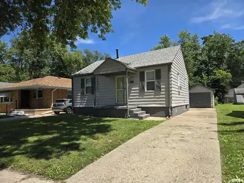 1812 S 1ST Street, Springfield, IL 62704