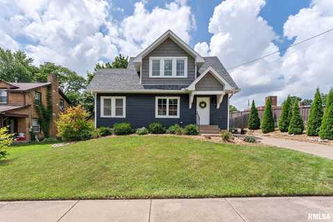 1718 SPRING Street, Davenport, IA 52803