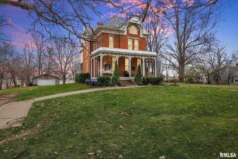 320 EAST Street, Tipton, IA 52772