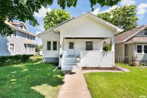 1008 W 16TH Street, Davenport, IA 52804