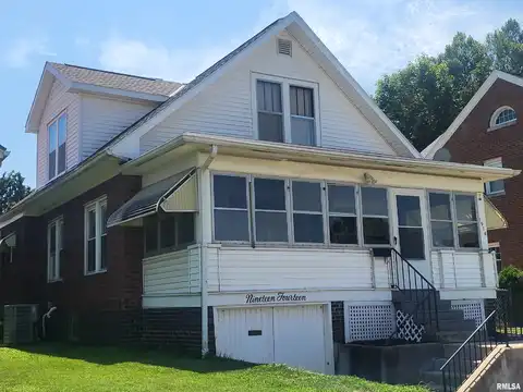 1914 JEFFERSON Street, Quincy, IL 62301