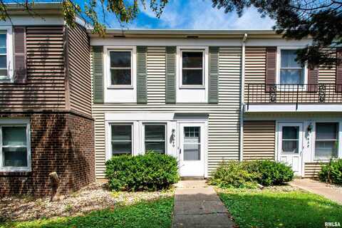 3640 N SANDIA Drive, Peoria, IL 61604