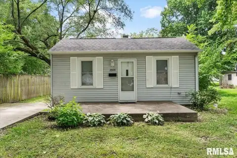 2909 S GLENWOOD Avenue, Springfield, IL 62704