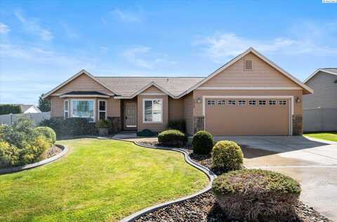 8020 Chehalis Drive, Pasco, WA 99301