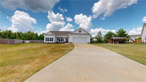 4 Pimlico Drive, Fort Mitchell, AL 36856