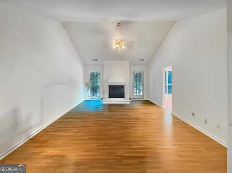 180 Saint James Place, Sharpsburg, GA 30277