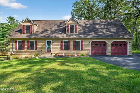 113 Pine Tree Road, Shohola, PA 18458