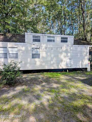 112 Aztec Drive, Shohola, PA 18458