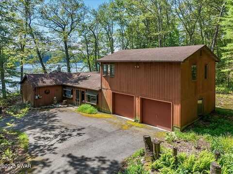 105 Sandy Beach Lane, Shohola, PA 18458