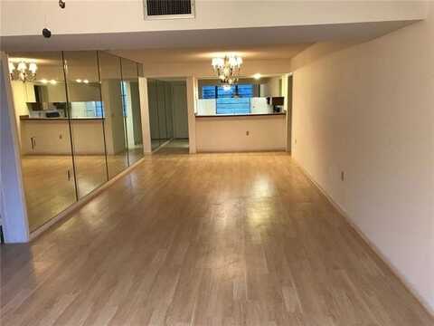 3520 Whitehall Dr, West Palm Beach, FL 33401