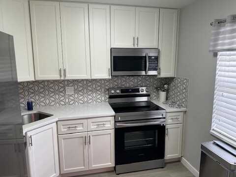 7705 NW 5th Ct, Margate, FL 33063