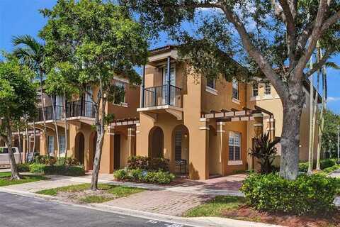 4431 Arabian Way, Davie, FL 33328