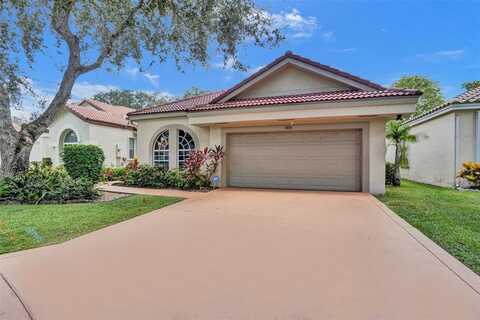 5024 NW 95th Dr, Coral Springs, FL 33076