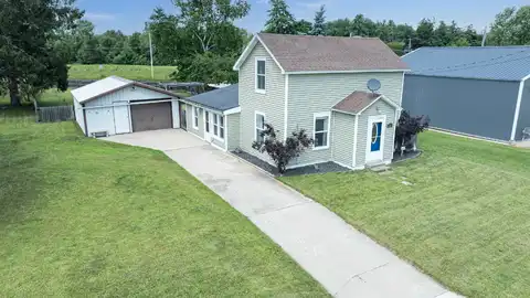 121 S FLATLEY Avenue, OCONTO FALLS, WI 54154