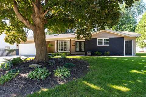 2107 RIVERSIDE Drive, KAUKAUNA, WI 54130