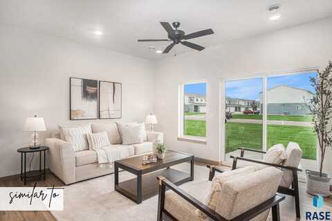 2806 S Broek Dr, Sioux Falls, SD 57106