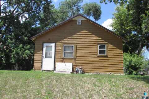 1507 N Wayland Ave, Sioux Falls, SD 57103